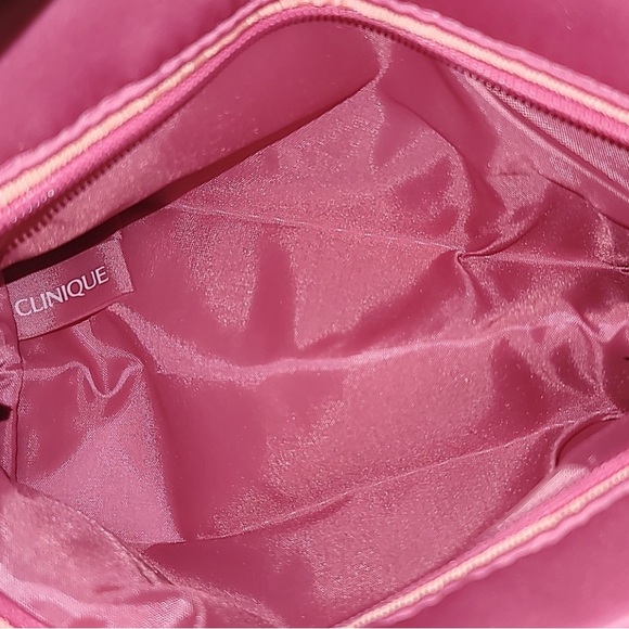 Clinique 7-Pc. Gift Set (Up to a $107 Value!) - Picture 6 of 7